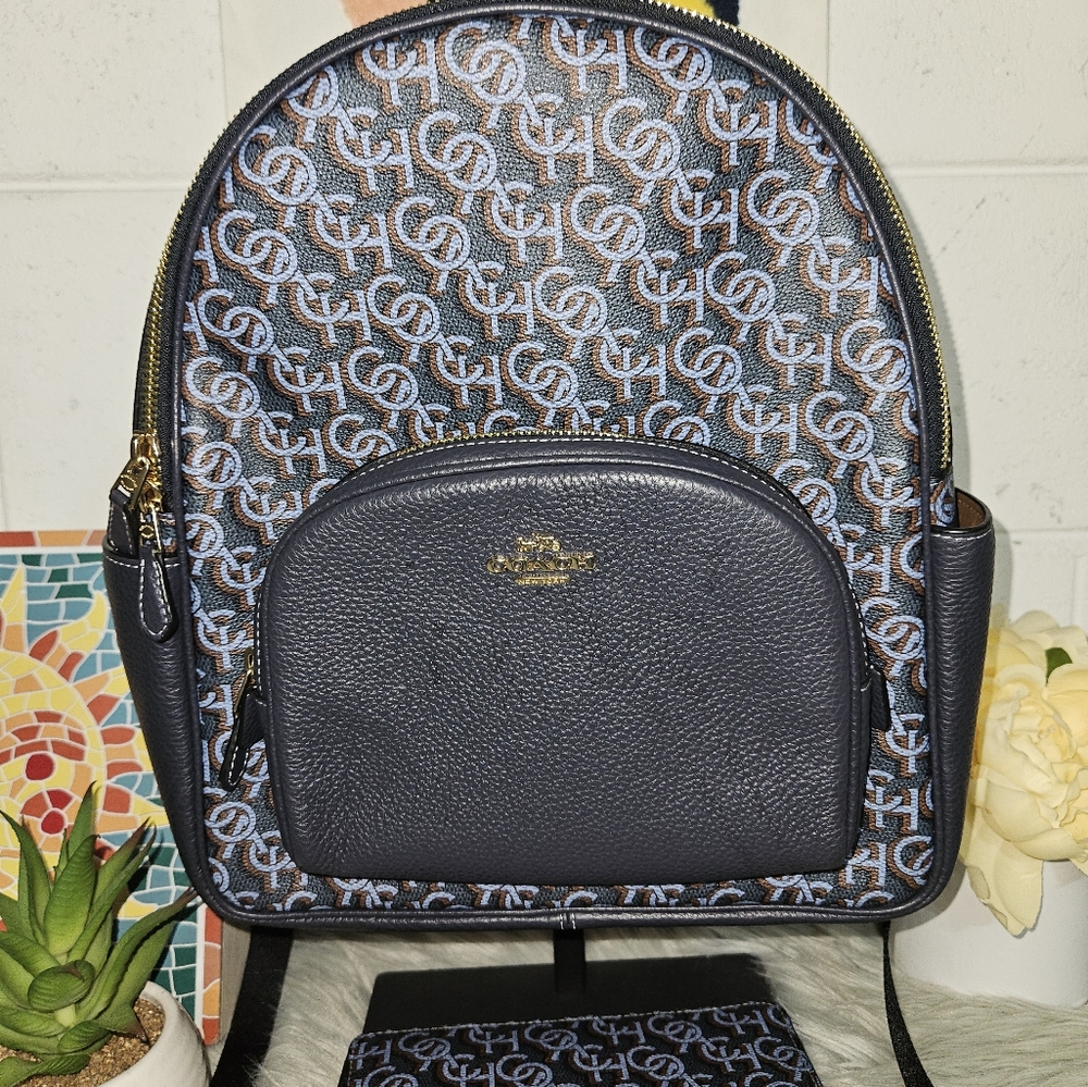 Authentic Coach Backpack & Wallet Bundle - Picture 3 of 12